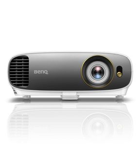 BenQ W1700M Review – The Native 4K Projector