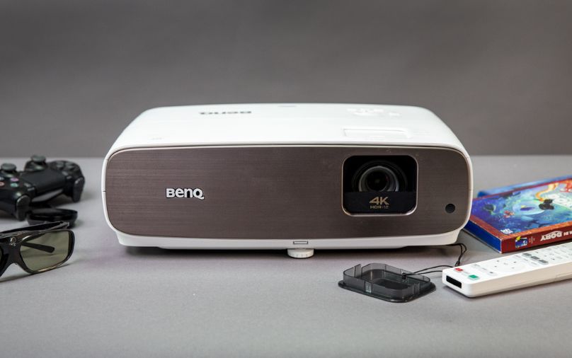 True 4K UHD Projector with DCI-P3/Rec.709, HDR-PRO & 2000lm Brightness| W2700